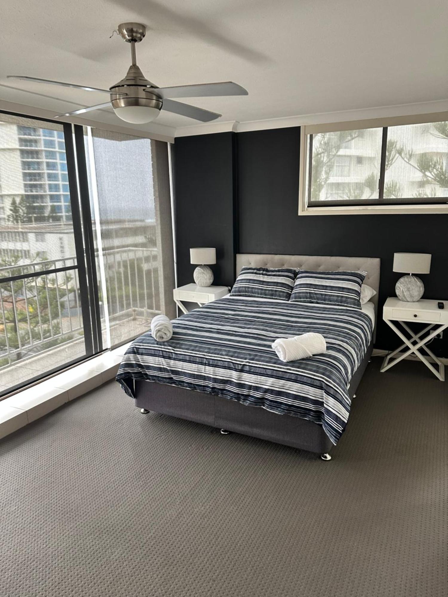 Queensleigh Holiday Apartments Broadbeach Ngoại thất bức ảnh