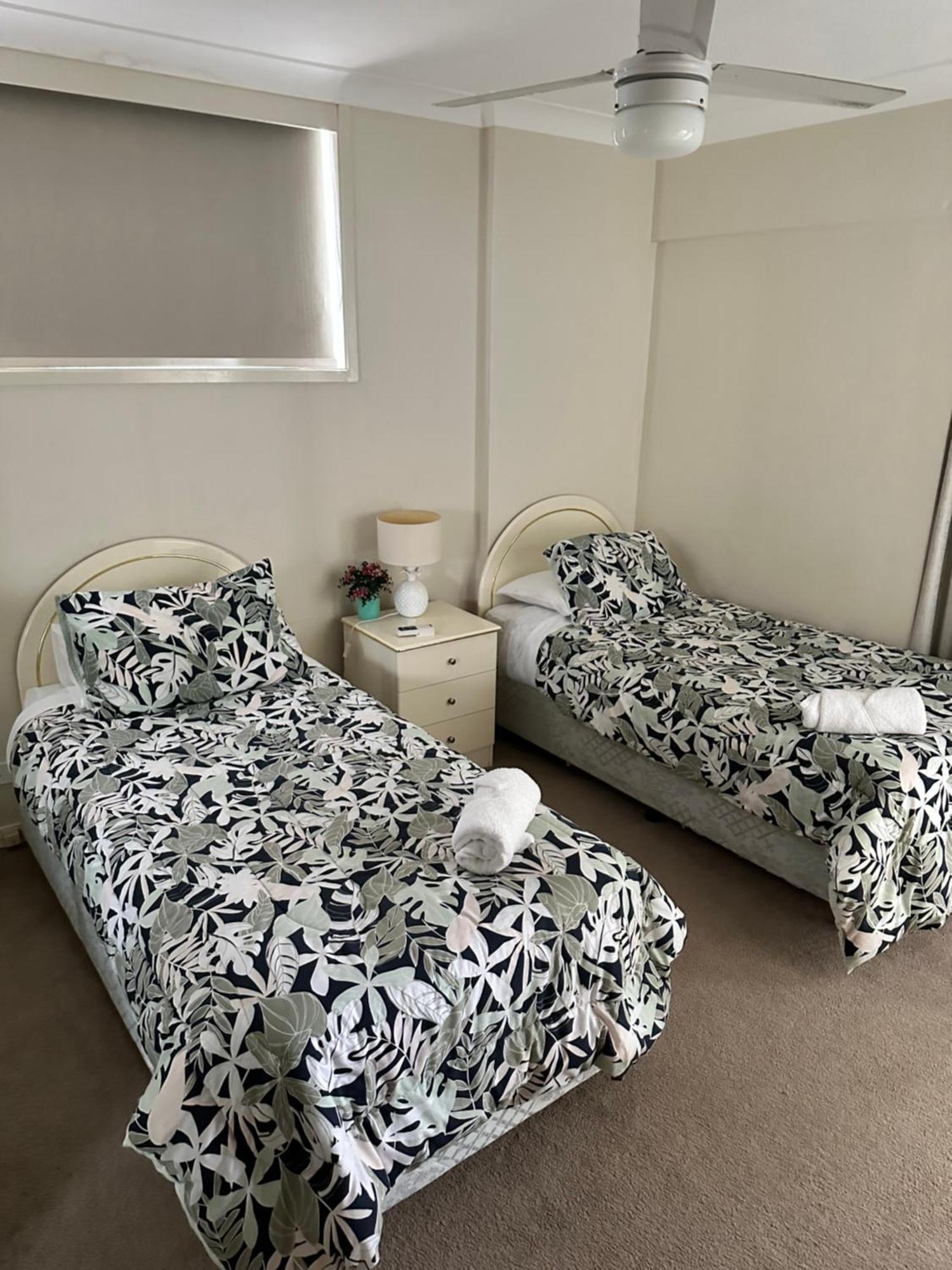 Queensleigh Holiday Apartments Broadbeach Ngoại thất bức ảnh