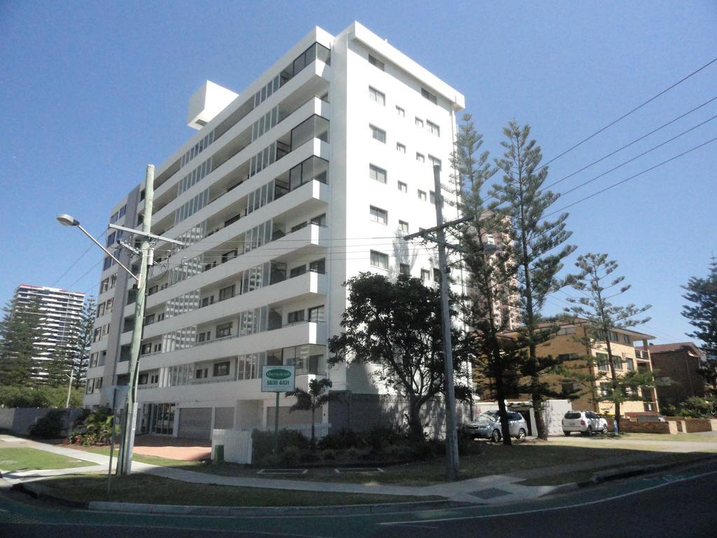 Queensleigh Holiday Apartments Broadbeach Ngoại thất bức ảnh
